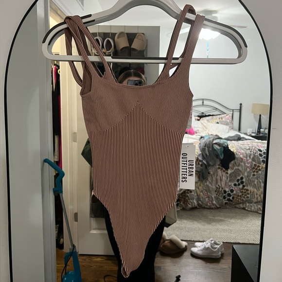 NWT Urban Outfitters Bodysuit - XS/S - Picture 1 of 3